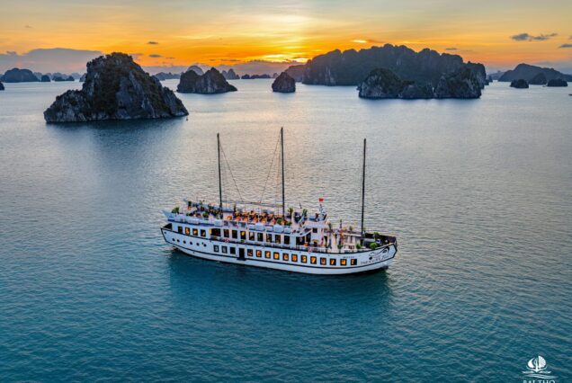 Treasure Junk 4* Hạ Long (3N2Đ)