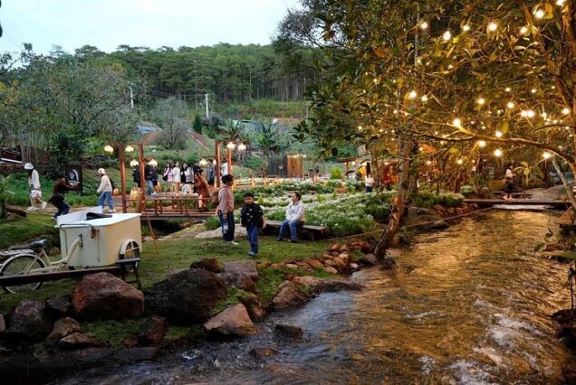 Tour Suối Bình Yên – Thác Datanla – Đường Hầm Điêu Khắc – Biệt Thự Hằng Nga
